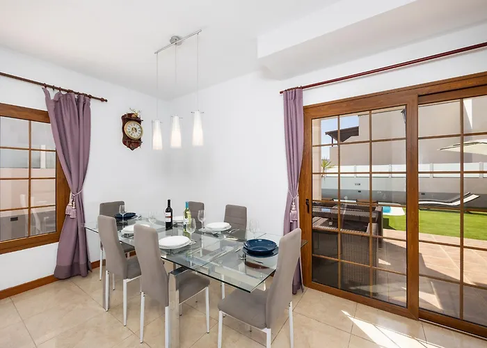 Caletas Teguise (Lanzarote)